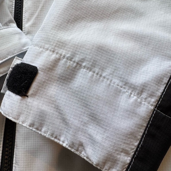 AEO 3-in-1 Windbreaker/Puffer Jacket - Picture 3 of 12